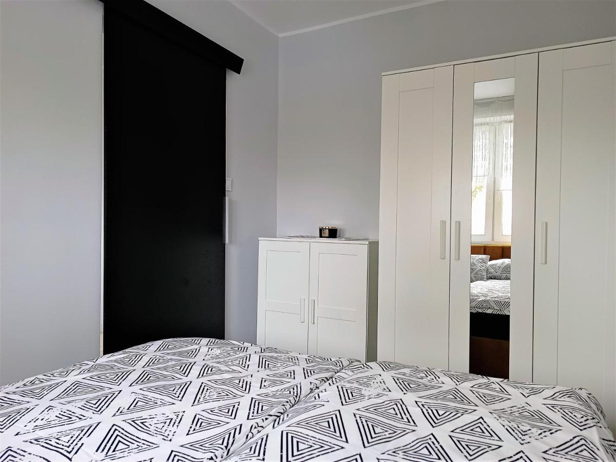 Bursztynowy Apartament Tarnowskie Góry Buitenkant foto